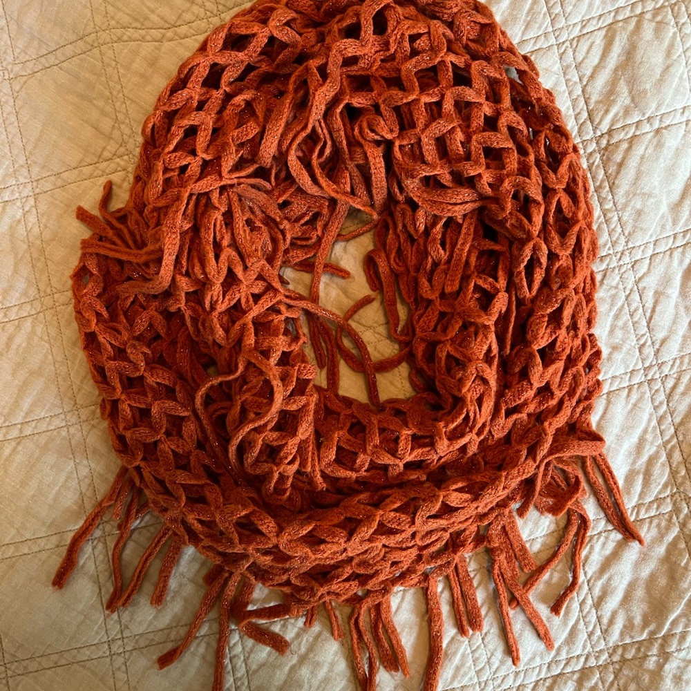 Steve Madden scarf